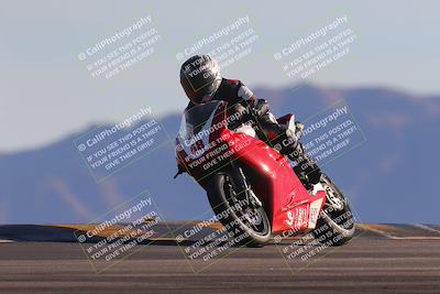 media/Nov-06-2023-Moto Forza (Mon) [[ce023d0744]]/4-Beginner Group/Session 5 (Turn 9)/